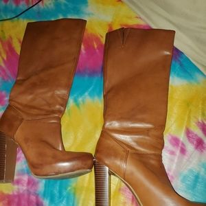 Leather boots size 10